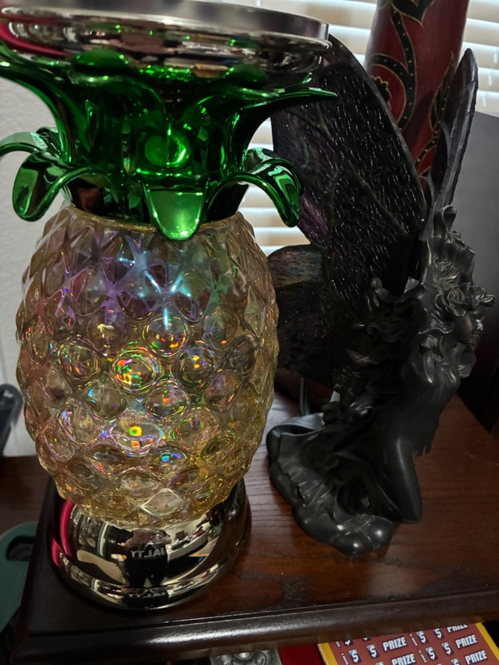 Bath and Bodyworks large pineapple Candle it lights up holder brand new